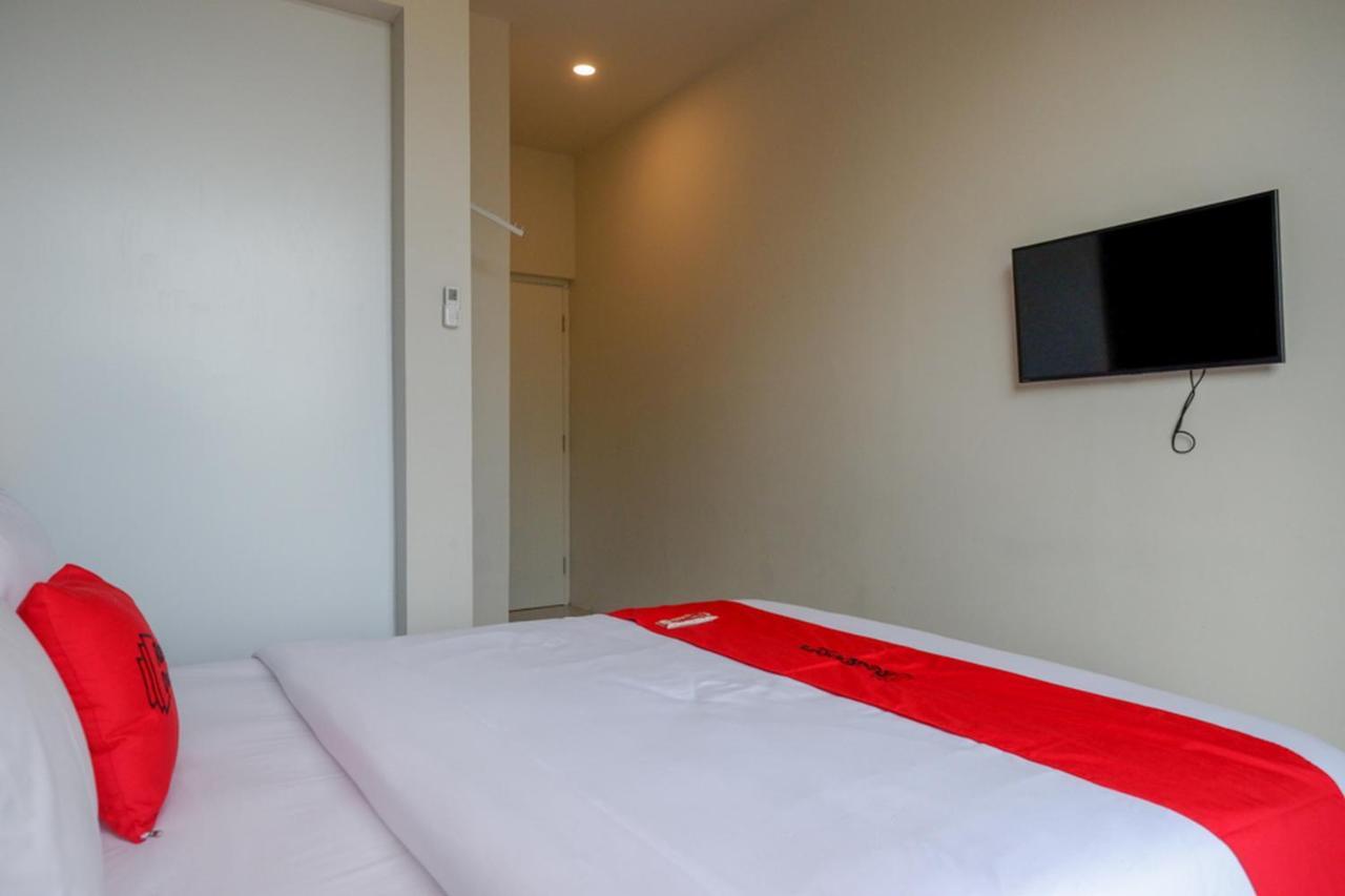 Reddoorz Plus Near Solo Baru Exteriör bild